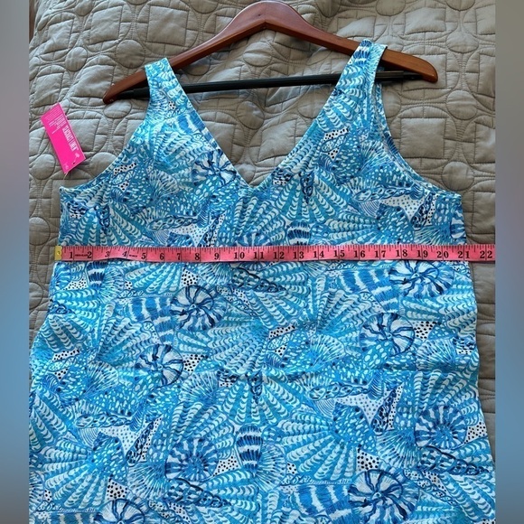 Lilly Pulitzer FLORIN SLEEVELESS LINEN TOP, AMALFI BLUE BY THE SEASHORE - Picture 12 of 16